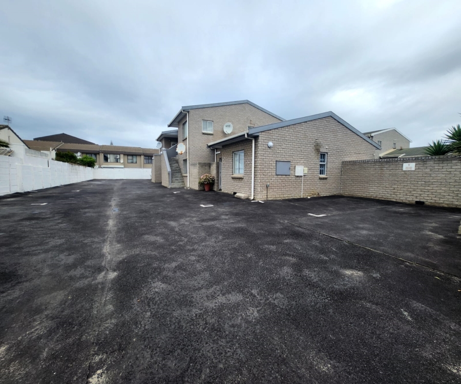 2 Bedroom Property for Sale in Table View Western Cape